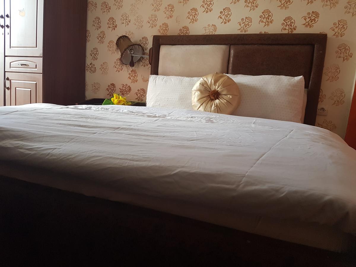 Novo Hotel Brazzaville Exteriör bild